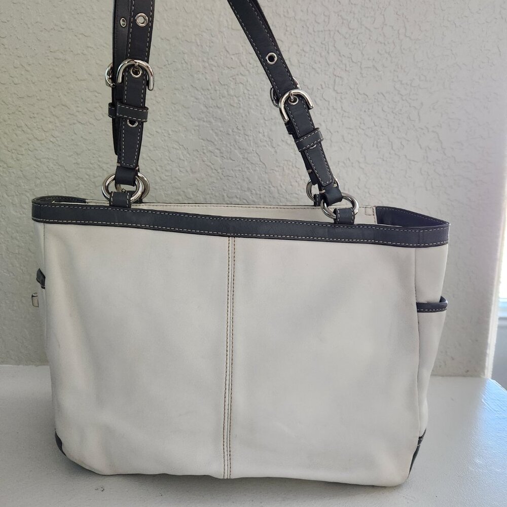 Coach White & Gray Y2K Leather Handbag Tote Purse - Picture 4 of 15